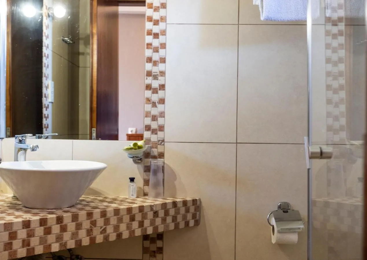 Hotel Country Inn Kallithea