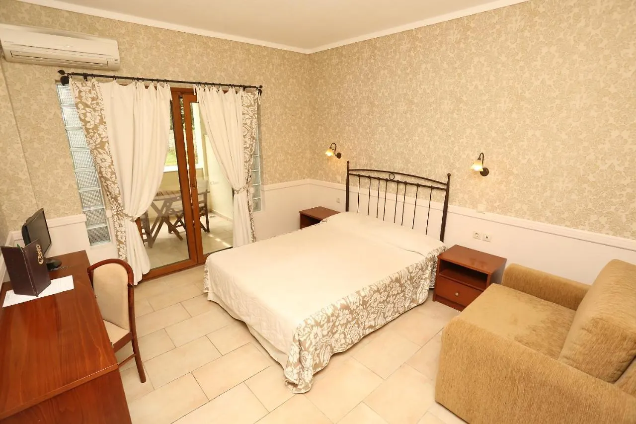 **** Hotel Country Inn Kallithea  Griekenland