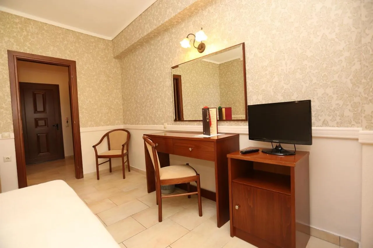 Hotel Country Inn Kallithea