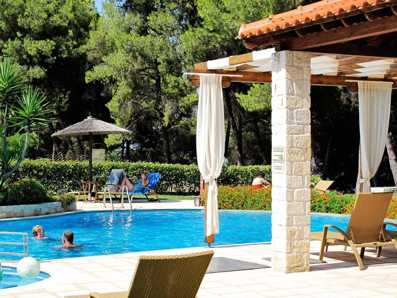 **** Hotel Country Inn Kallithea  Griekenland