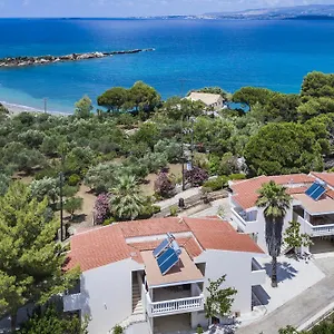 κάντε κράτηση εδώ