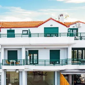 Theano Homestay